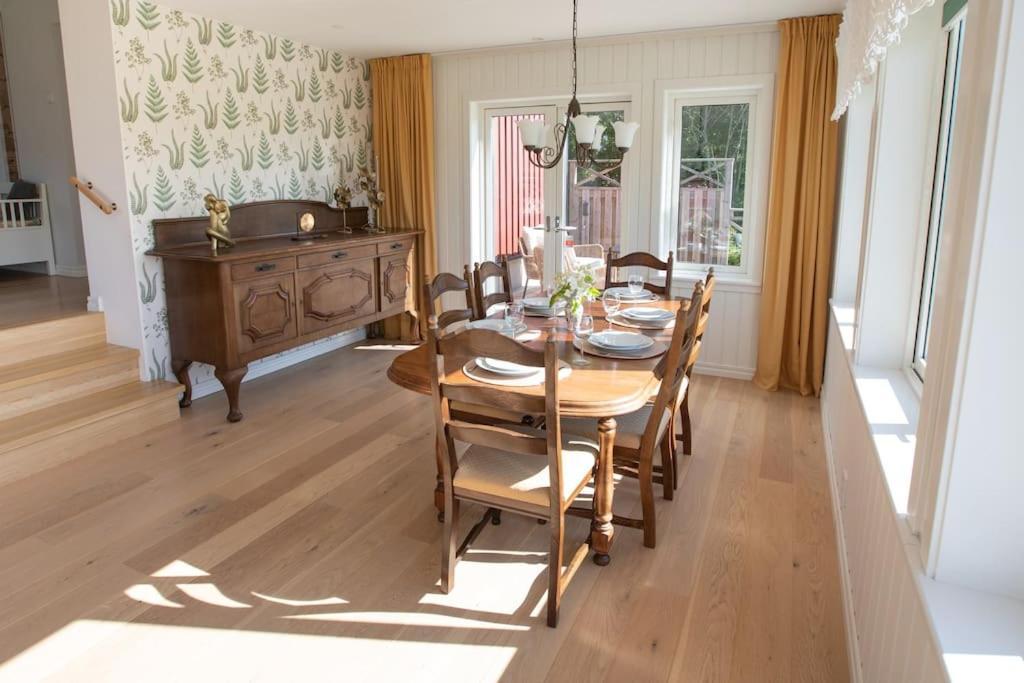 Villa Persas คริสตีเนอฮัมน์ ภายนอก รูปภาพ